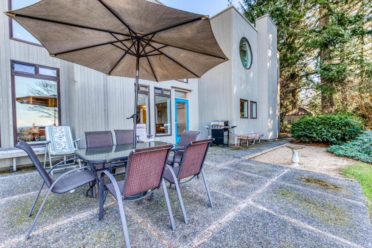 Forest Ridge Retreat Coos Bay Bagian luar foto