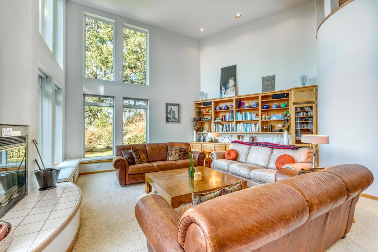 Forest Ridge Retreat Coos Bay Bagian luar foto